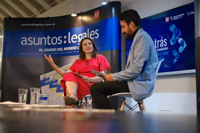 Piedad Urdinola, directora del DANE, en el Foro LR de La Republica